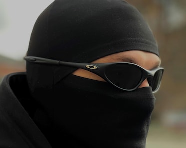 j*t様 Oakley minute1.0 マットブラック オンライン で 販売ファッション - Oakley minute1.0 マットブラック