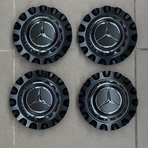Set of 4 Genuine Mercedes Benz W167 X290 X247 X167 AMG GT Wheel Hub Center Cap Emblem 00040069007756 NEW Gt Class Black Chrome Star
