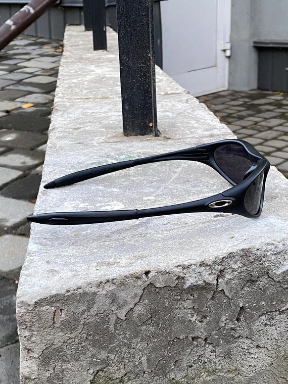 Black Oakley Minute 1.0 Eye Jacket Splice Vintage Y2K Juliet