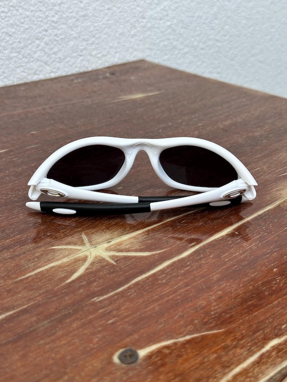 Rare White Oakley Minute 1.0 Black Eye Jacket Redux Prizm