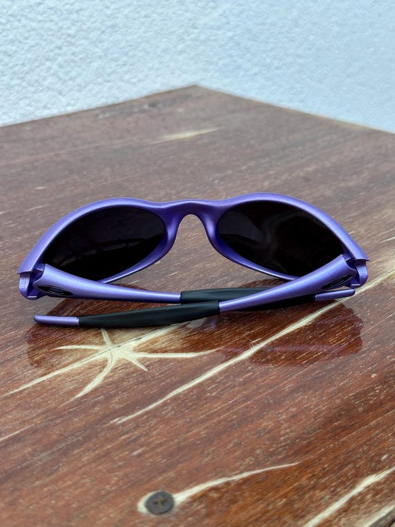 Oakley Eye Jacket Minute 1.0 Black and Purple Redux Prizm Iridium