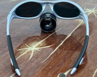 Мужские солнцезащитные очки Oakley Minute 1.0 серая и