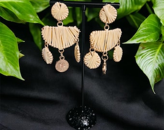 Boho Raffia Statement Earrings – Handmade Natural Fiber Dangle Earrings, Gift for Her