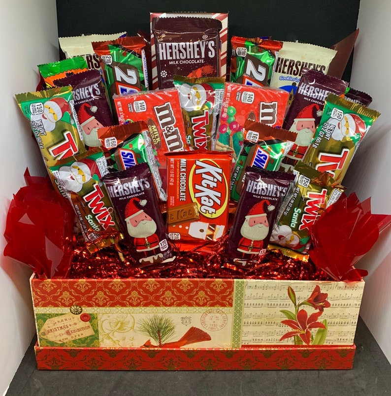 Christmas Candy Arrangement Basket image 8