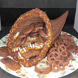 Thanksgiving Chocolate Cornucopia: Edible Dessert Centerpiece