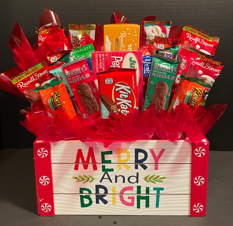 Christmas Candy Arrangement Basket image 10