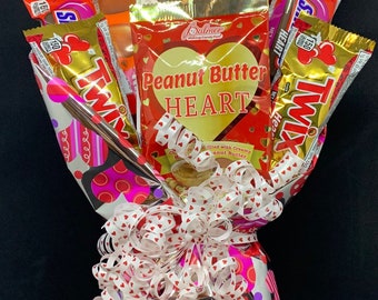 Valentine's Day Candy Bar Bouquet