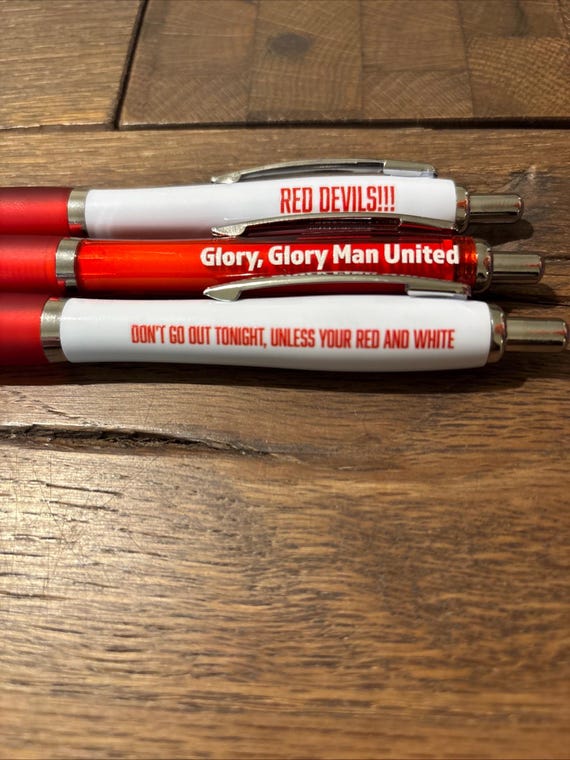 Manchester United pen set