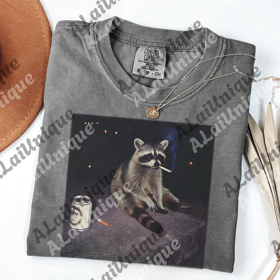 Druck Racoon Raccoon Smoking PNG, Drunk Raccoon File, Retro Prehistoric Sublimation ...