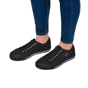 IStayFlyyClothing Women's Low Top Sneakers