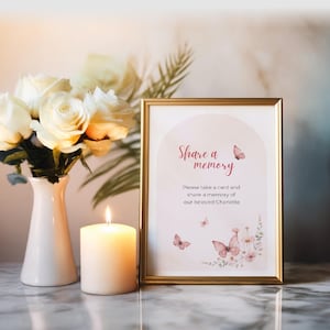 Letrero conmemorativo con forma de mariposa para compartir un recuerdo: plantilla floral funeraria editable para el recuerdo de verano - Colección Summer Dream