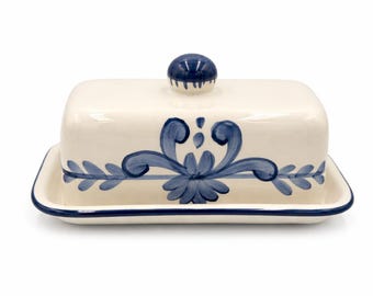 Blue Floral Ceramic Butter Dish with Lid – Farmhouse Kitchen Serveware