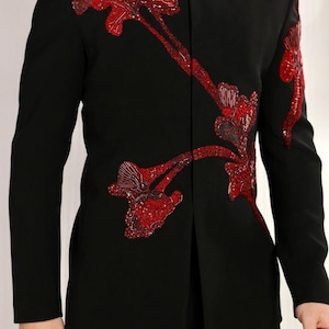 Men&#39;s Bespoke Black 2 Piece Red Bead Embellished Wedding Groom Suits