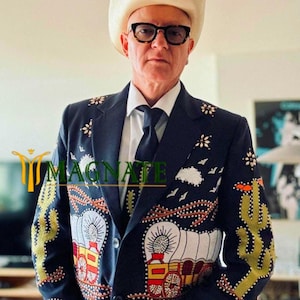Men&#39;s Customized 2 Piece Suits Embroidered Rhinestones Western Country Music Suits Western Wedding Suits Cowboy Outfits Groom Western Attire
