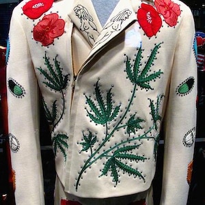 Men White Custonized 2Pc Suits Floral Embroidered Rhinestone Suits Western Wedding Suit Country Music Outfits 2 Piece Cowboy Suit for Grooms