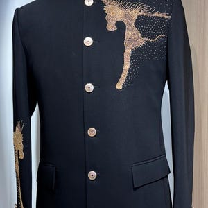 Men&#39;s Black Customized Blazer Gold Horse Embellished Blazer for Men Wedding Grooms Blazer Cocktail Attire Wedding Nehru Jackets Gift for Him