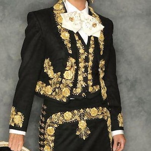 Women Customize Black 3Pc Mariachi Suits Floral Embroidered Wedding Suits for Bride & Bridesmaid Cocktail Attire Mariachi Halloween Costumes