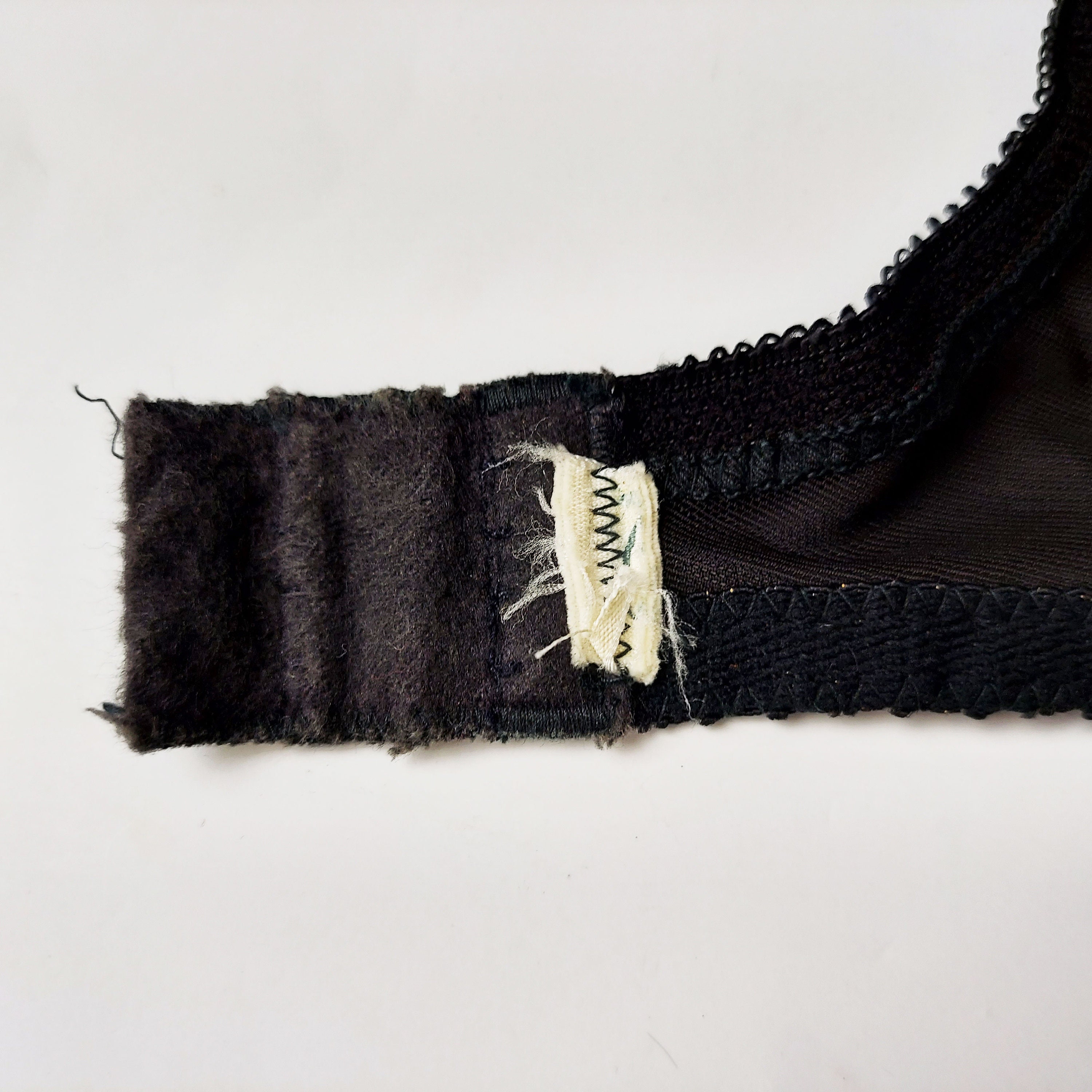 Buy Vintage Black Lace Padded Bra No Underwire Estimated Size 32B