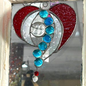 Glass Bleeding Heart Sun catcher