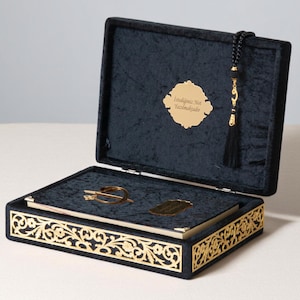 Personalized Holy Quran Set with Velvet Covered Box Islamic Gift Set Muslim Gift Islamic Wedding Gift Birthday Gift Umrah Eid Gift Black