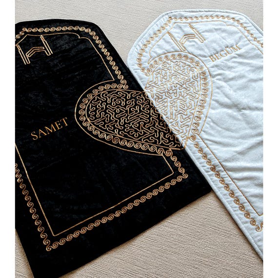 Personalized Couple Prayer Mat Set 2 Heart Shaped Prayer Rugs Gift Eid Islamic Gift Wedding Gift and Rosary Couple Set Gift