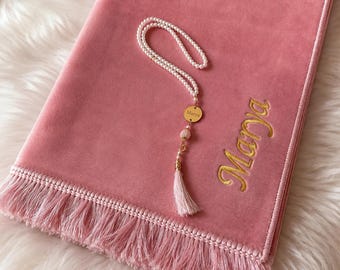 Personalized Velvet Prayer Mat with Custom Prayer Beads for Islamic Gift Wedding Favors Pink