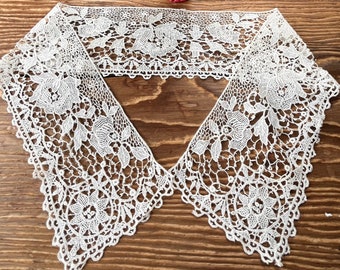 Antique Schiffli Lace Collar with Floral Motifs in Cream Hue Cotton