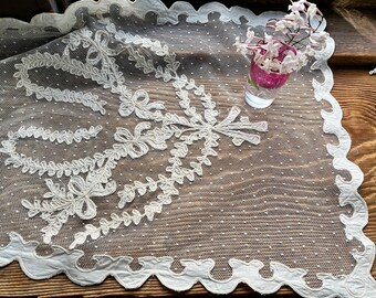 Antique French Tambour Lace Round Doily Table Runner Unused #F3 Antique French Tambour Lace Round Doily Table Runner Unused #F3