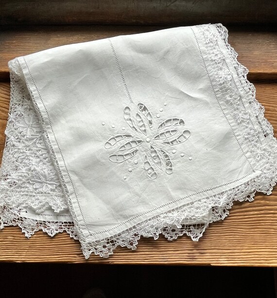 French Linen Table Runner With Richelieu Embroidery and Etsy