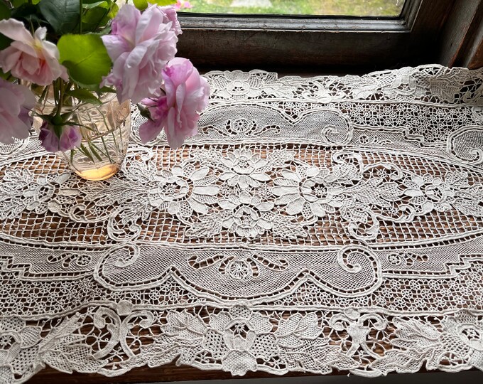 Italian Needle Lace Table Runner Point De Venise and Reticella Etsy