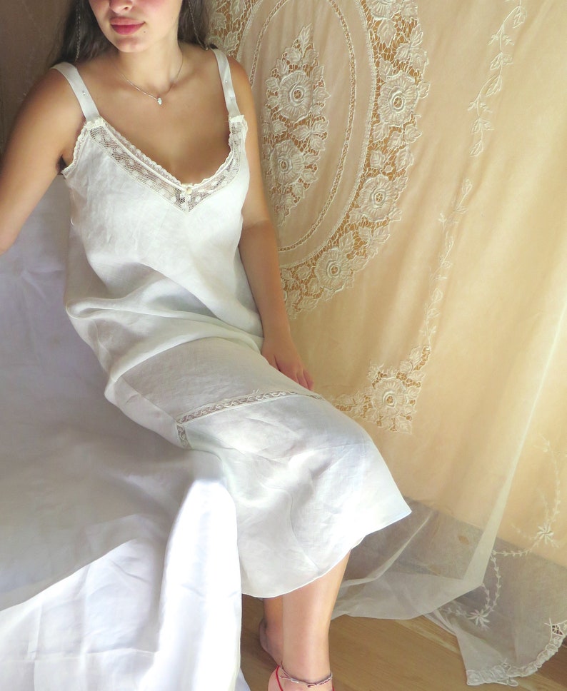 Linen Bias Slip Nightie with Antique Lace Trim Size ML by Mary Pearl/'s Vintage