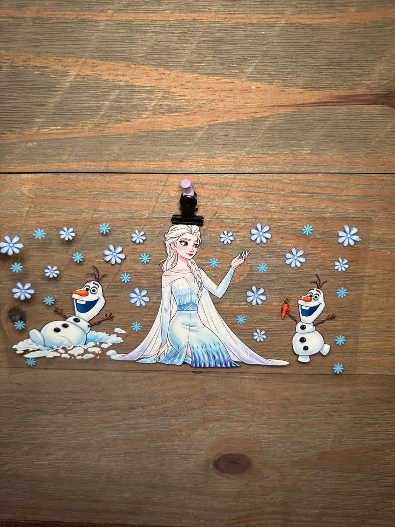 Elsa Frozen Disney Princess | Kids 16oz UV DTF Cup Wrap – Waterproof Permanent Decal for Libbey Glass Cans, Tumblers & Cups | Snowglobe Bild 1