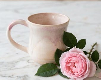 Handgefertigte Keramik tropfenden Becher, Blush rosa Glasur (230ml)