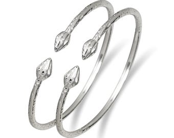 Ampoules pointues cabosses de cacao en argent sterling. 925 Bracelets pour bébé antillais des Caraïbes Bracelet manchette fait main des Caraïbes (fabriqué aux États-Unis), 1 paire