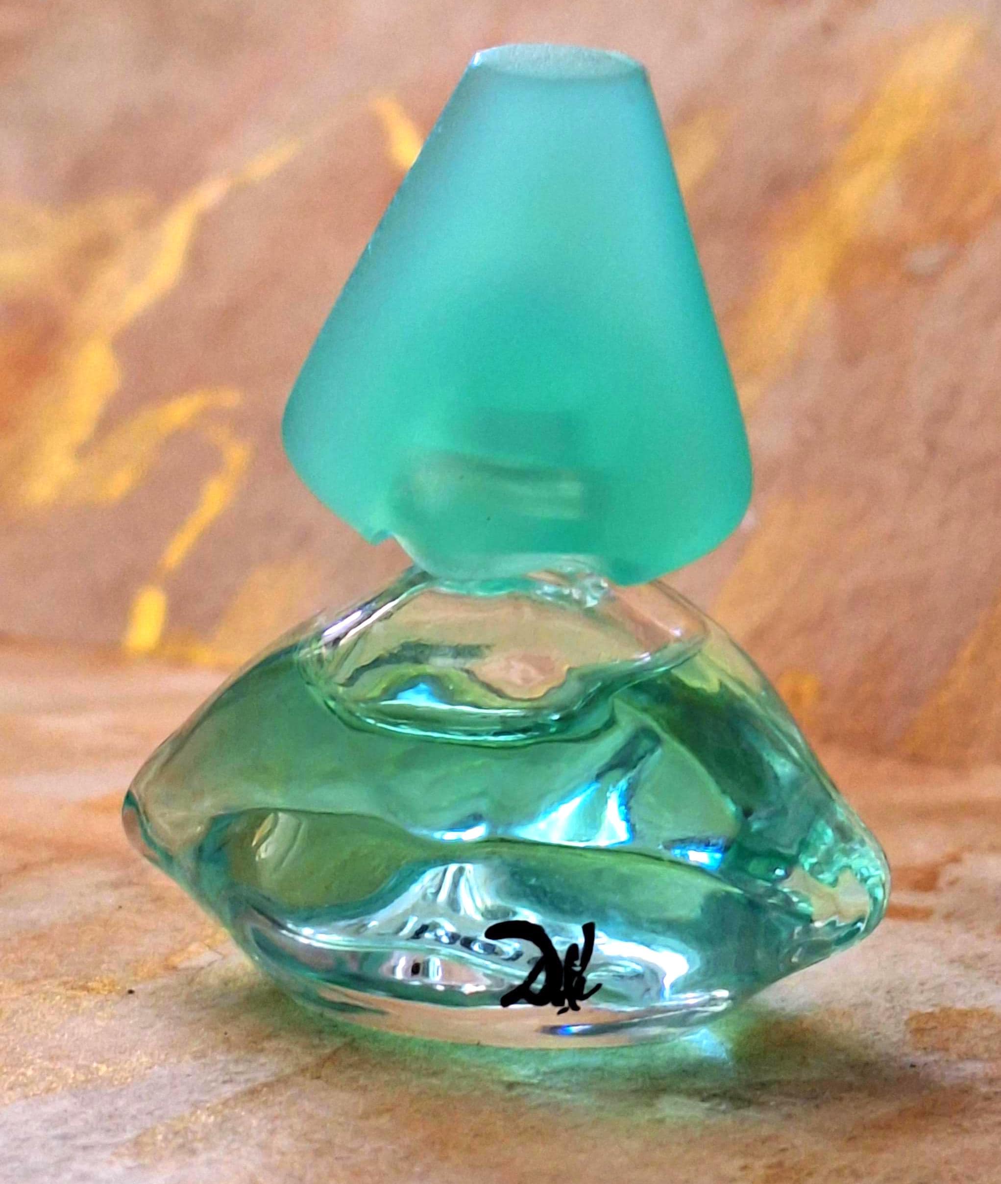 Dali Lips Perfume - Etsy