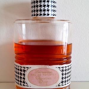 Diorissimo Vintage Eau de Toilette von Christian Dior für Mujer. Fórmula Original.  220 ml Komplett auf 70 Liter. Sin caja