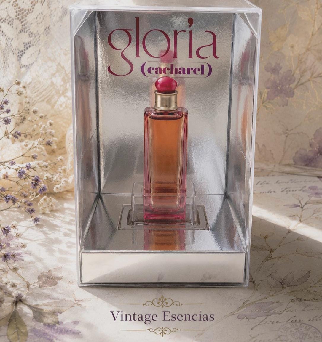 Gloria Cacharel - Etsy