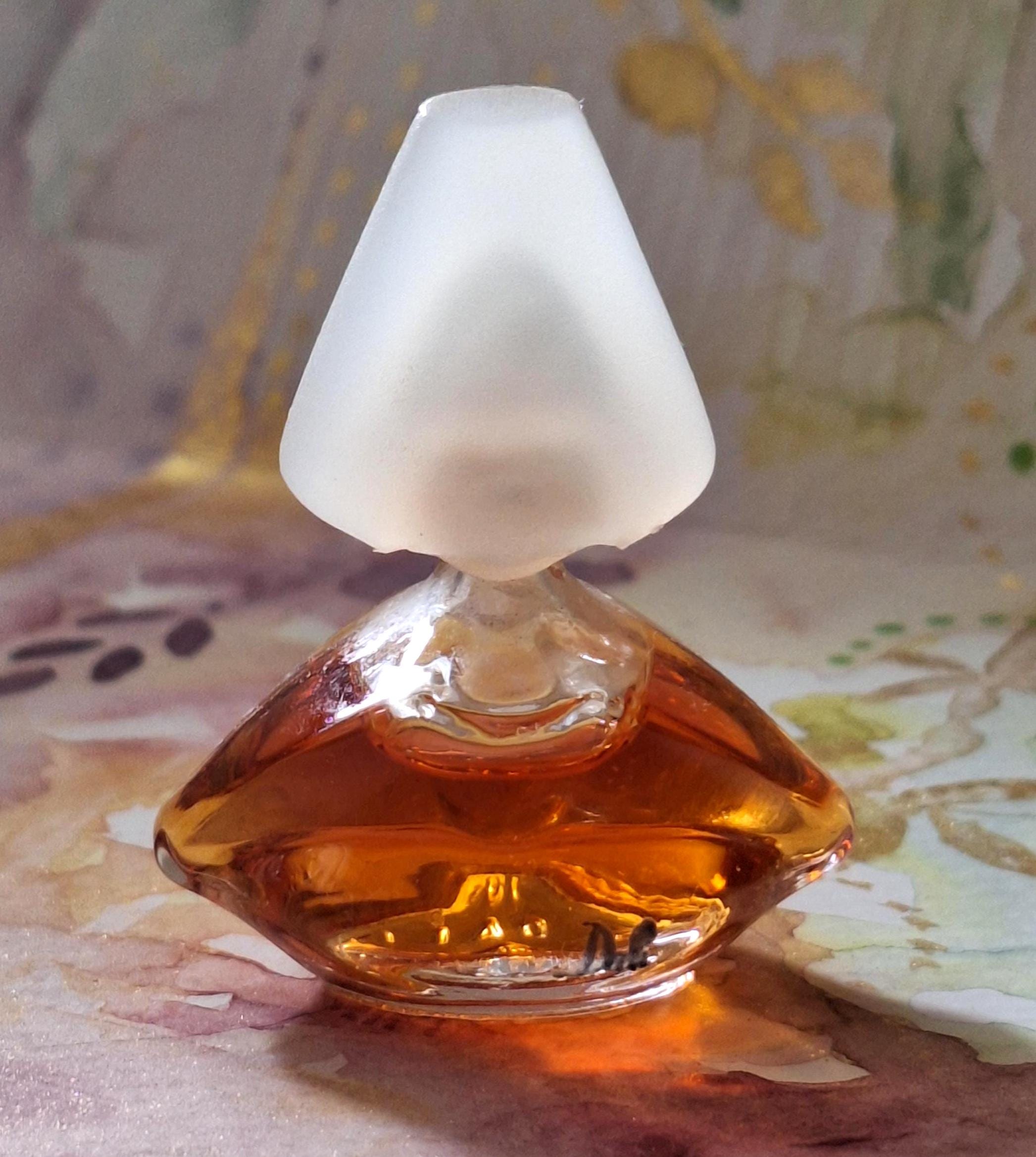 ダリ　パフューム　ミニチュアボトル Vintage Salvador Dali Perfume Miniature, Lips Bottle (5ml) - Etsy