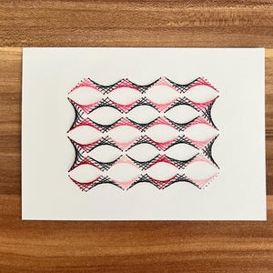 Tarjeta con bordado de patrón geométrico