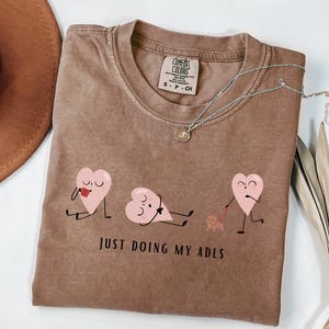 Valentines Occupation Therapist Shirt Comfort Color OTA Adl Therapy OT Funny Gifts Physical Therapist Pedicatrics OT Shirt Cota Tee-Shirt