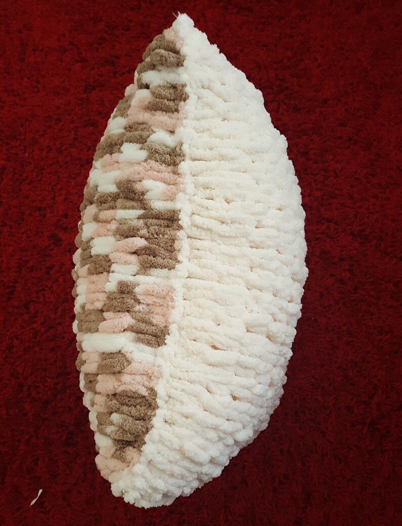 Decorative Pillow Set