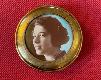 Portrait Compact Photography Compact Dated March 1923