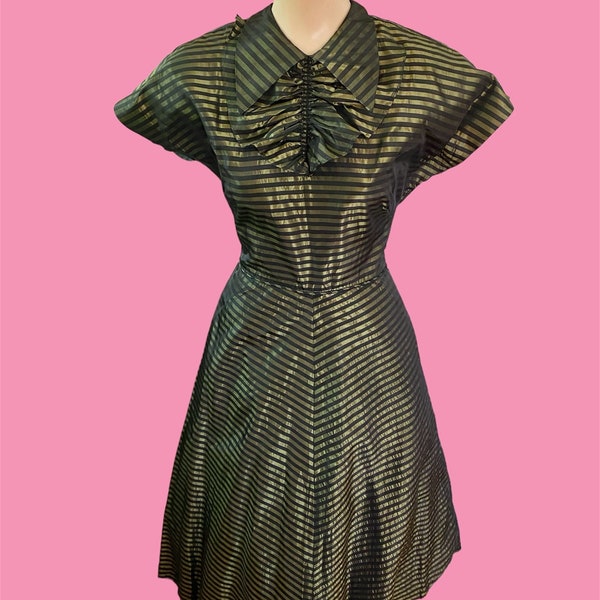 Vintage Late 1940s Iridescent Elixir Green Chevron Striped Dress sz Medium