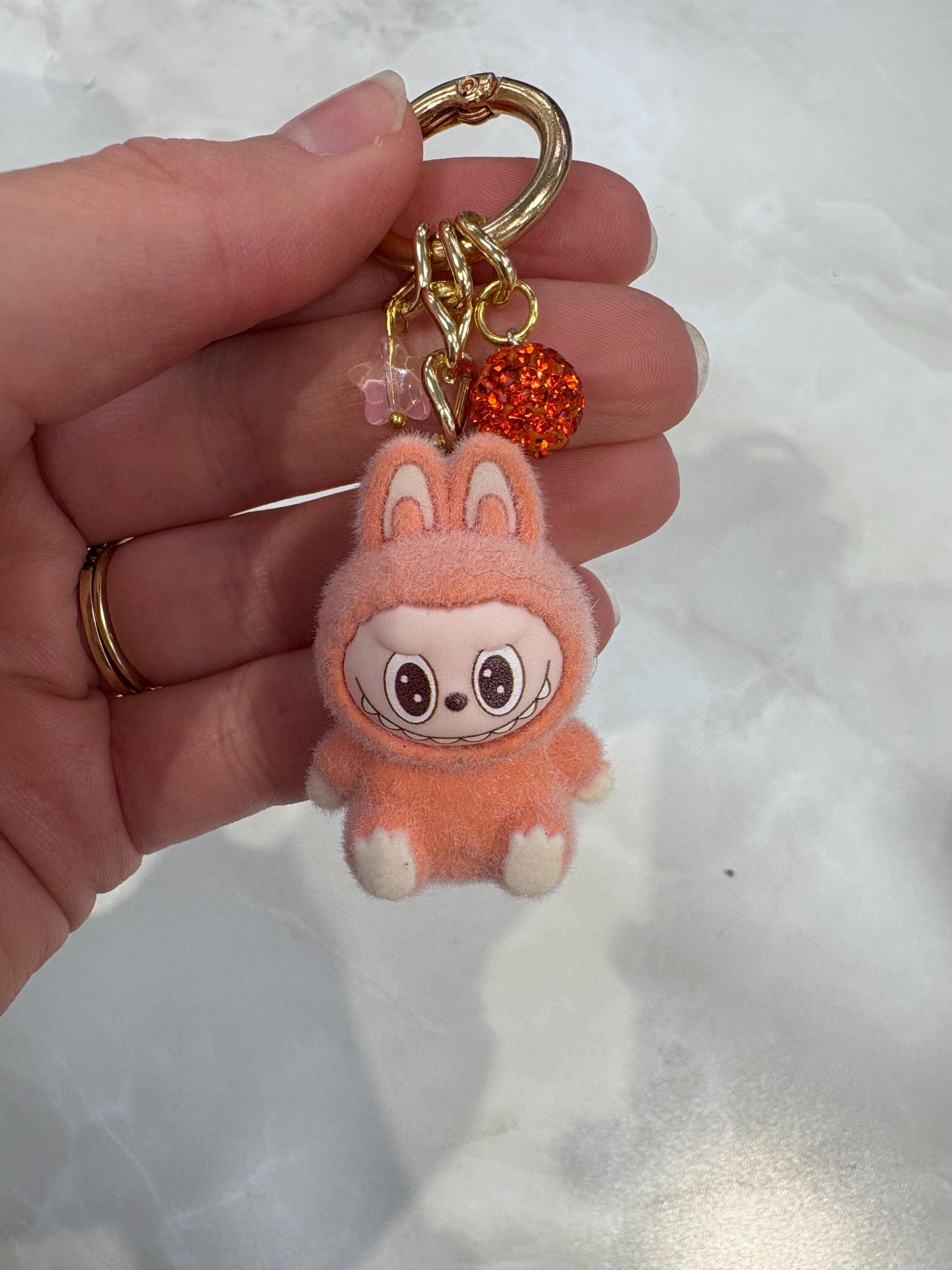 ラフフ　ぬいぐるみ　キーホルダー Labubu ラブブ ラフフ ぬいぐるみ キーホルダー チャーム 3代目