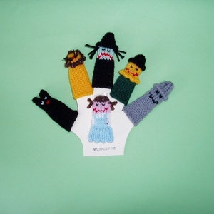 Wizard of Oz Finger Puppet Set Includes Dorothy, Toto, Scarecrow, Wicked Witch, Tinman, and Cowardly Lion. We can create custom listings. image 5