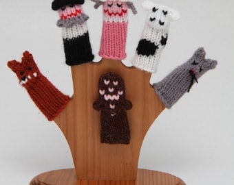 Gingerbread Man Finger Puppet Set  (Includes Gingerbread Man, Fox, Old Man, Old Woman, Cow, and Cat.)  We can create custom orders.