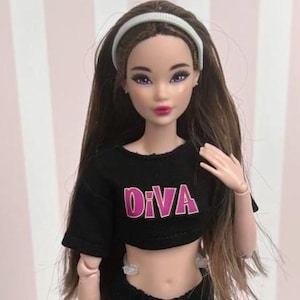 Doll crop top T-shirt, "Diva" print. Fits 12" dolls, 1:6 scale Dollhouse decor. Female fashion doll clothes