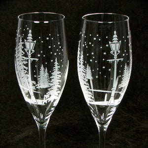 2 Winter Wedding Champagne Flutes Snowflake Toast Glasses Personalized Engraved Gift for Couple image 1