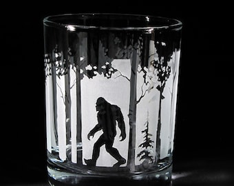Bigfoot Whiskey Glass Sasquatch Bourbon Tumbler, Old Fashioned Rocks Glass with Big Foot