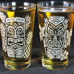 Sugar Skull Tumbler Glass Gift for Couple Mother/'s Day Present Etched Glass Drinking Mixing Glass 2 Day of the Dead Pint Glasses